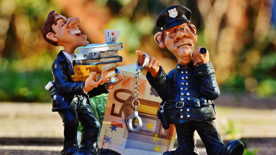 Cine a coordonat lucrările științifice scrise de deținuți