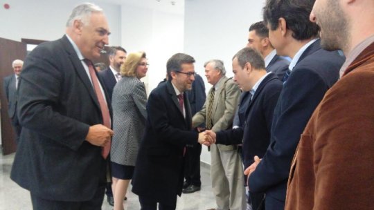 Comisarul european pentru cercetare vizitează laserul de la Măgurele