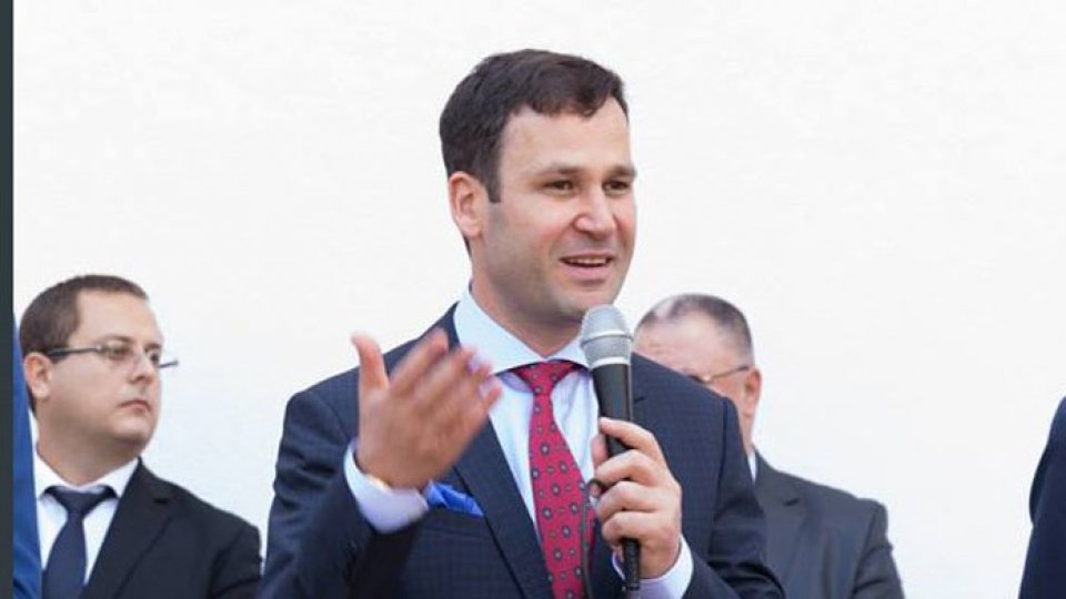 Robert Negoiţă a fost reales preşedinte al Asociaţiei Municipiilor