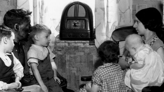 Românii şi-au susţinut de aproape 90 de ani Radioul 
