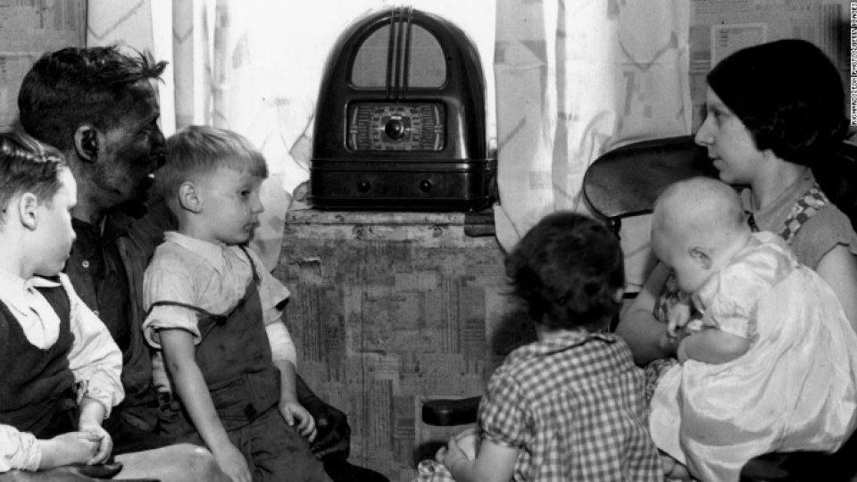Românii şi-au susţinut de aproape 90 de ani Radioul