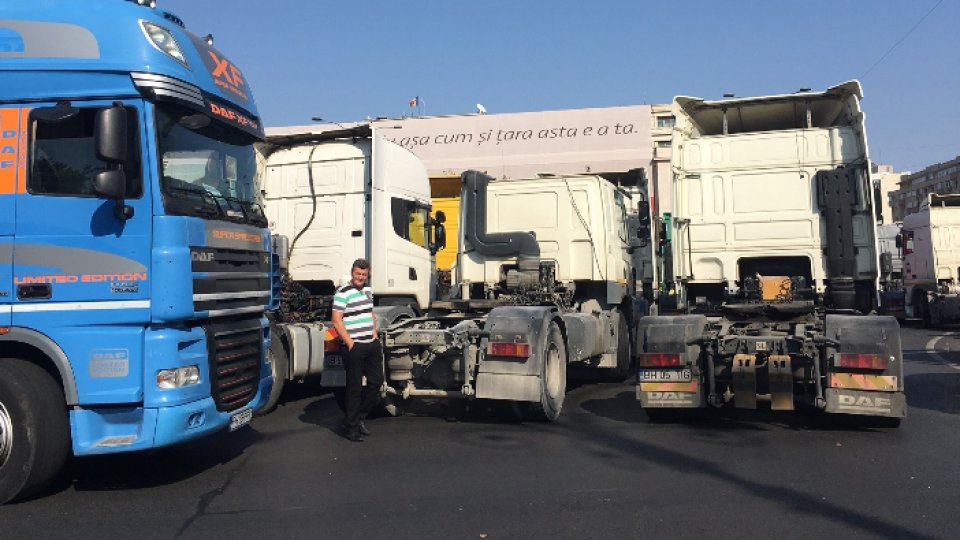 Transportatorii anunță un protest de amploare în 2 noiembrie