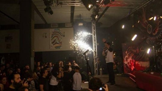 Un an de la devastatorul incendiu din clubul bucureştean #Colectiv