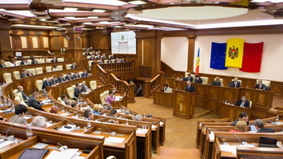 Moţiunea de cenzură împotriva guvernului Republicii Moldova a fost respinsă