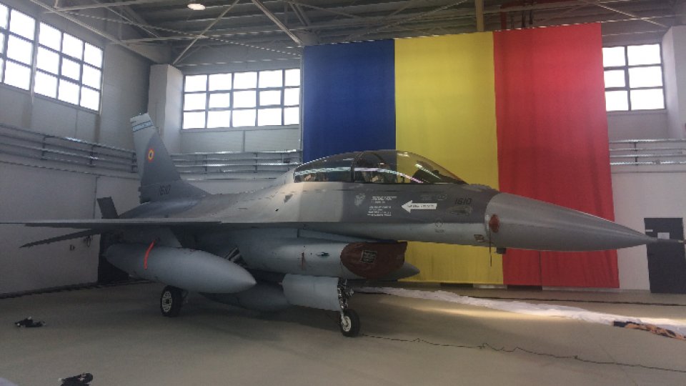 Șase avioane F16 au intrat oficial în serviciul Forțelor Aeriene Române