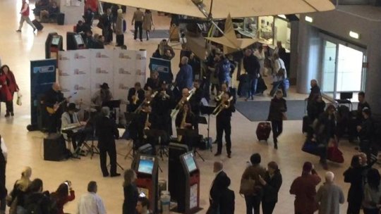 Ziua Radioului este sărbătorită şi pe Aeroportul "Henri Coandă"