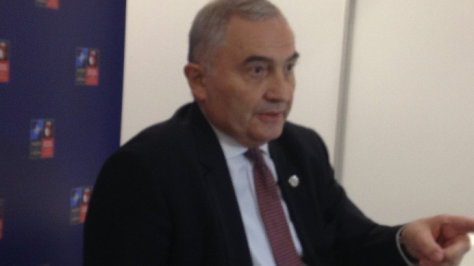 Prima reuniune româno-franceză în format "2+2"