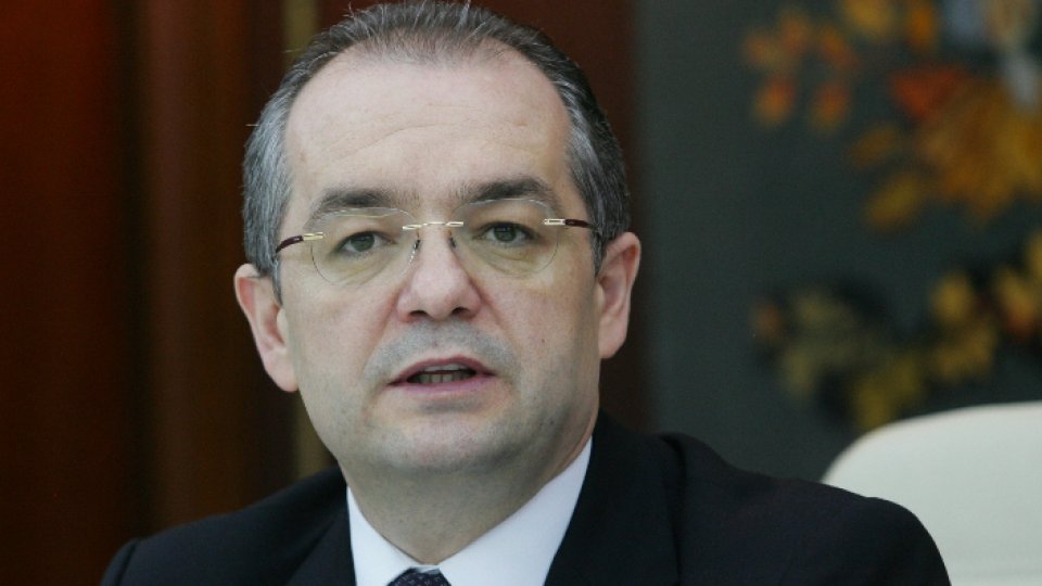 Fostul premier Emil Boc, audiat de DNA Ploieşti