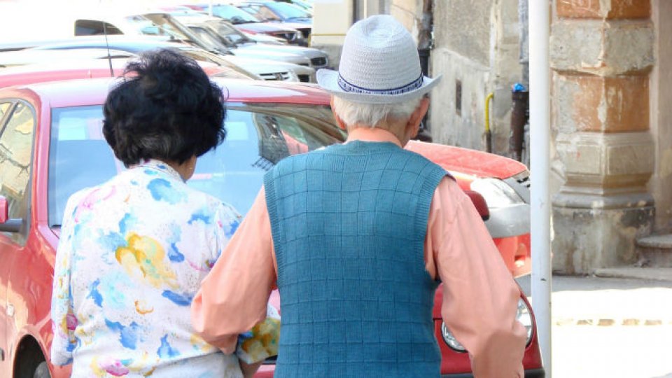 INS: În România numărul de pensionari a scăzut cu 9 mii de persoane