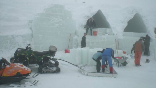 La Bâlea Lac se deschide hotelul de gheaţă