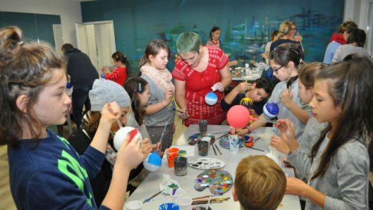 Bistrița: Atelierul de globuri