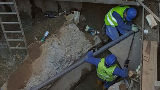 Bucureşti: Vechimea canalizării "duce la surpări"