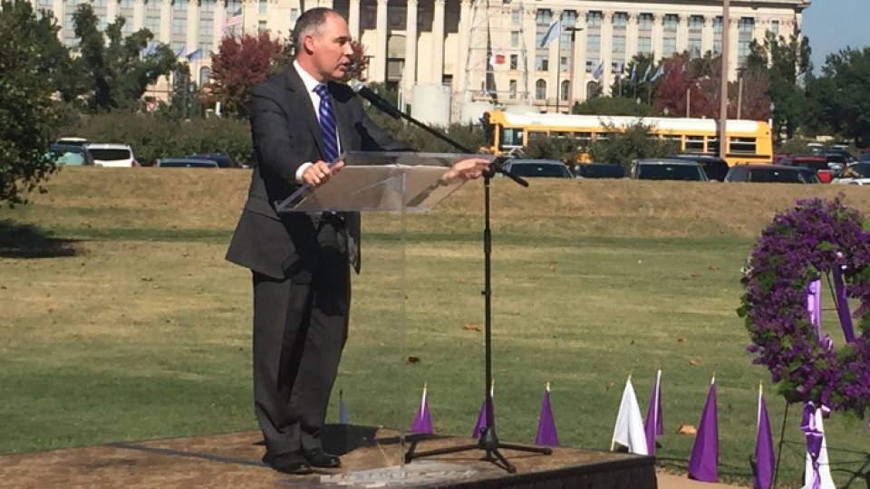 Democraţii critică propunerea viitorului şef al Agenţiei Mediului a SUA