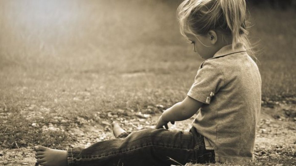 Pentru unii orfani schimbarea legislaţiei vine prea târziu