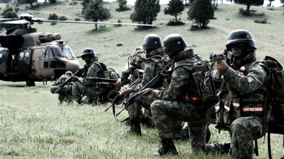 Turcia şi Arabia Saudită, posibilă ofensivă împotriva ISIS, în Siria