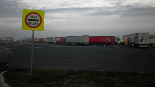 Circulaţia spre şi dinspre Bulgaria se face doar prin două vămi