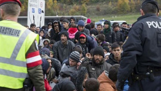 Austria trimite mai mulţi militari la graniţe pentru gestionarea migraţiei