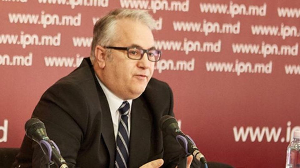 Implicarea Radioului Public în salvarea TVR "nu este o idee bună"