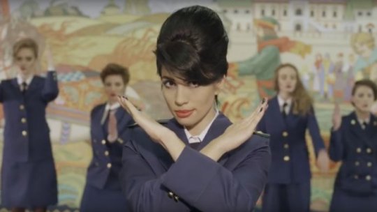 VIDEO: Noul videoclip Pussy Riot ţinteşte corupţia din Rusia lui Putin