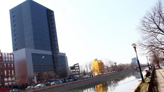 Capitală: Indicator de limită de viteză după căderea maşinilor în Dâmboviţa