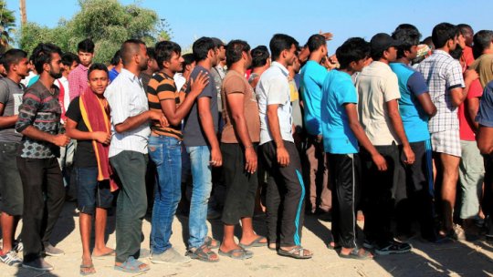Avertisment pentru migranţii din Grecia care trec ilegal în Macedonia