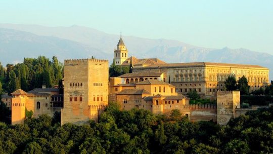 Atracţii europene: Alhambra