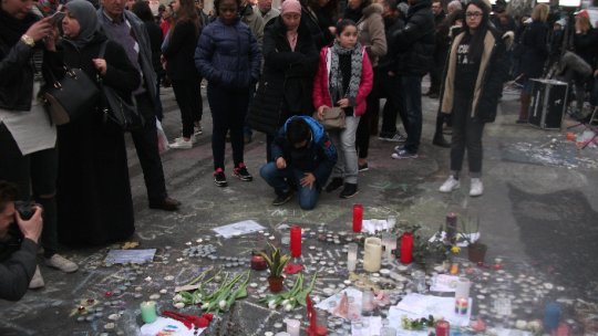 FOTOREPORTAJ: Comemorare la Bruxelles a victimelor atentatelor de marți