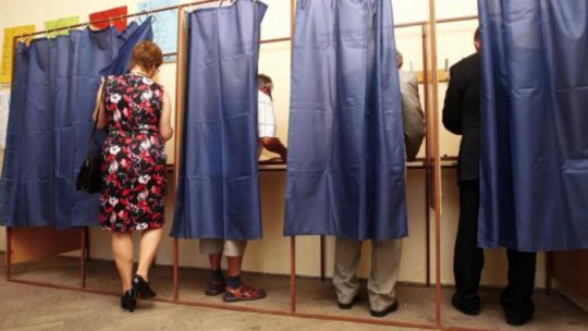 "Ghidul finanţării campaniei electorale", în dezbatere publică