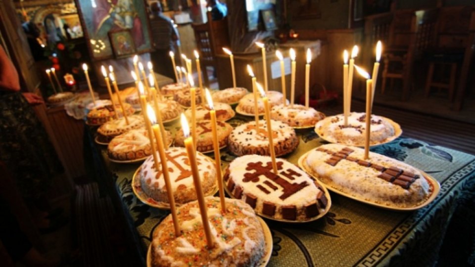 58 de persoane, în continuare la spital, după ce au mâncat la un parastas