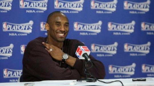 O legendă s-a retras din baschet