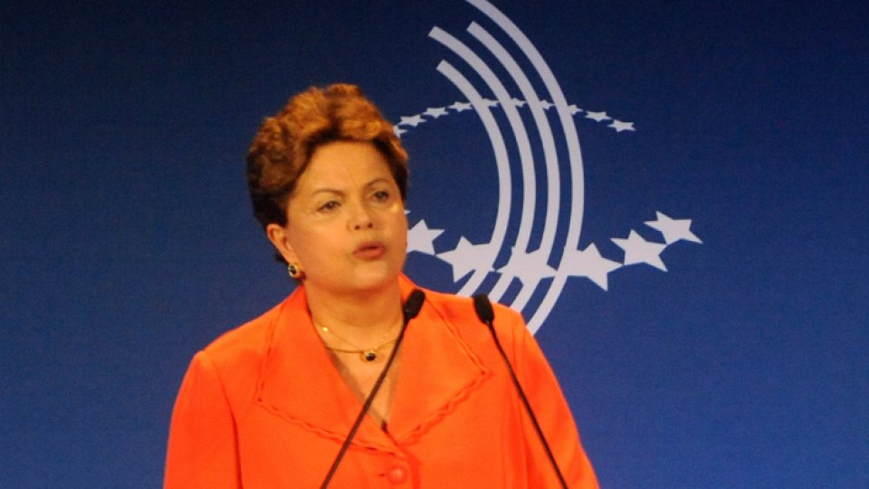 Deputații brazilieni au deschis calea demiterii președintelui Delma Ruseff