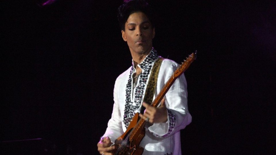 Legenda pop-ului mondial Prince a murit la 57 de ani