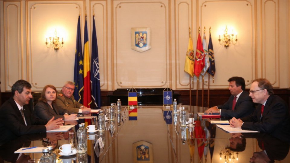 Adjunctul secretarului general al NATO, Alexander Vershbow, la București