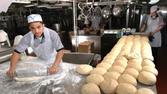 În panificație, "dezvoltarea producţiei nu înseamnă și creşterea calităţii"