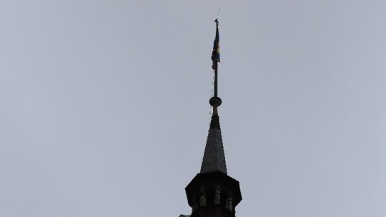 Manifestări dedicate Zilei Regalităţii la Castelul Peleş