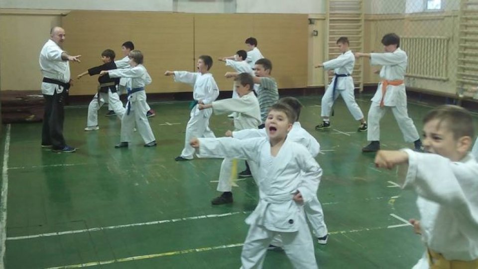 Artele marțiale formează caractere