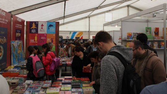 A doua zi a Târgul de carte Gaudeamus de la Oradea