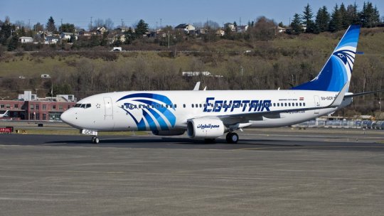 Avionul Egyptair a avut fum la bord, înainte de a se prãbuşi