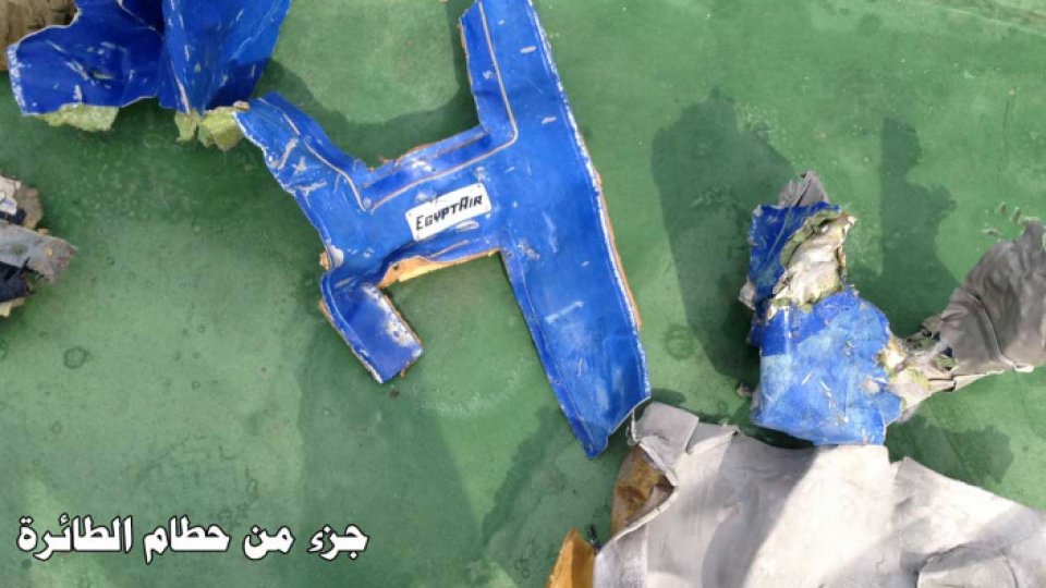 Primele imagini cu resturile avionului EgyptAir