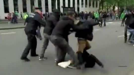 La Bruxelles au avut loc confruntări violente între poliţie şi manifestanţi