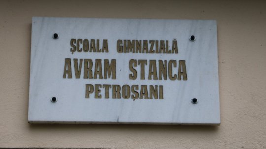 Școala Avram Stanca din Petroșani