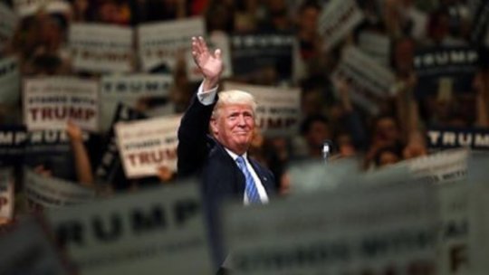 Donald Trump, "candidatul republican la președinția SUA"