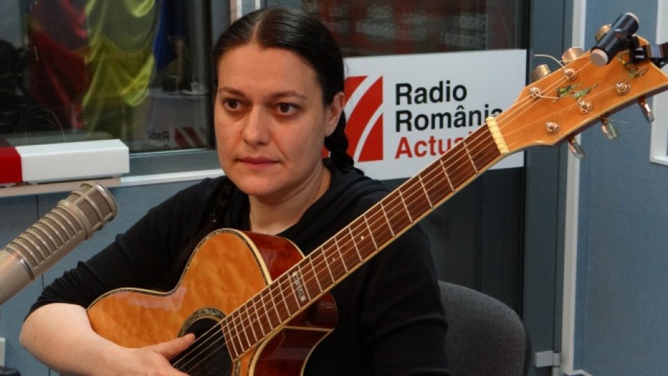 Invitată: Alina Manole