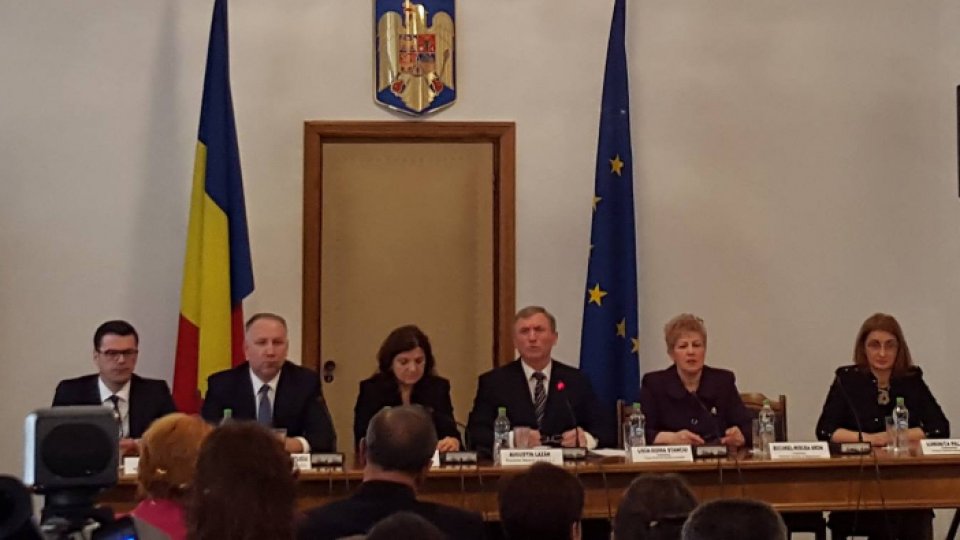 Augustin Lazăr a fost instalat în funcţia de procuror general