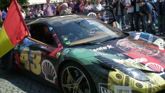 FOTO: Celebrul raliu exclusivist "Gumball 3000" trece prin Sibiu
