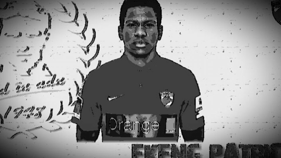 Tragedie pe terenul de fotbal: Camerunezul Ekeng (Dinamo) a murit