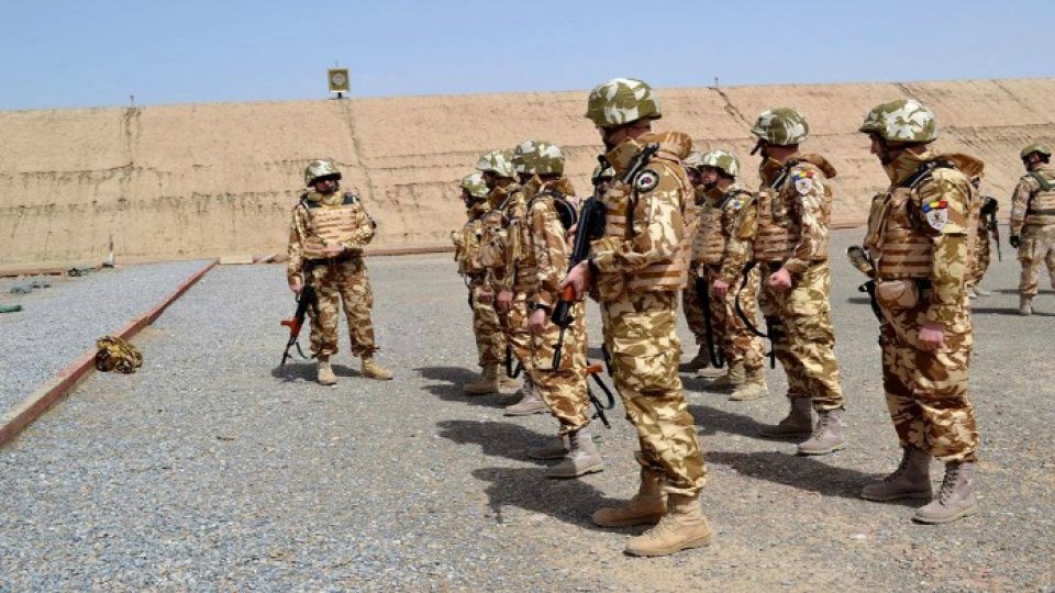 Trupurile celor doi militari ar putea fi repatriate luni din Afganistan
