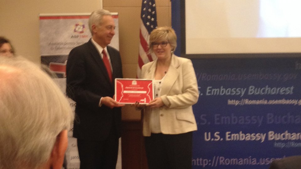 Ambasada SUA premiază un redactor RRA 