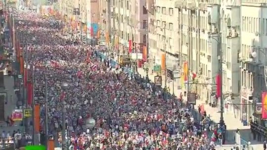 "Regimentul nemuritor" a mărșăluit azi prin Moscova