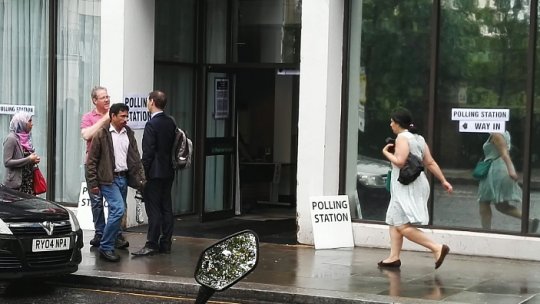 LIVE UPDATES: Marea Britanie a votat pentru ieșirea din UE